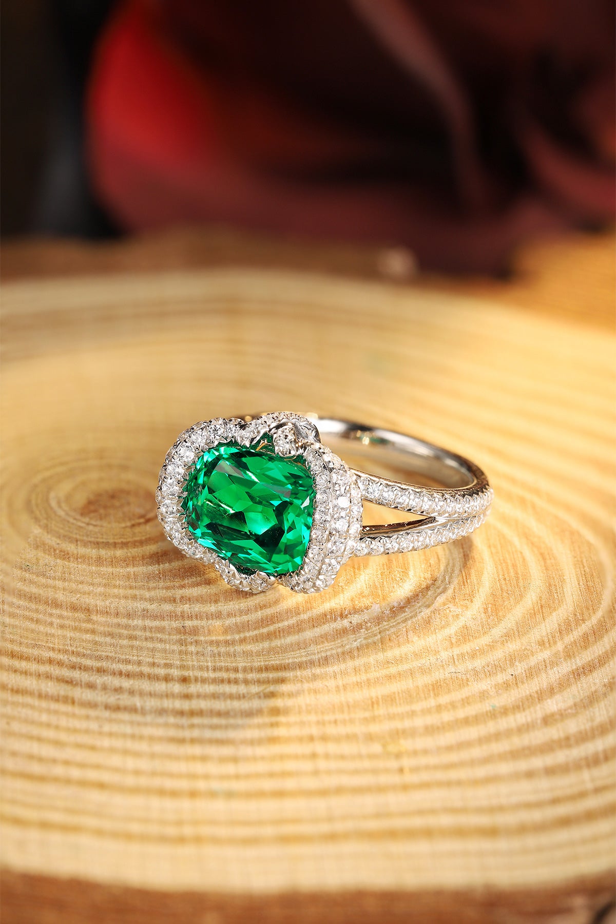 Laboratory grown emerald ring,main stone 2.95CT,9K gold ring setting