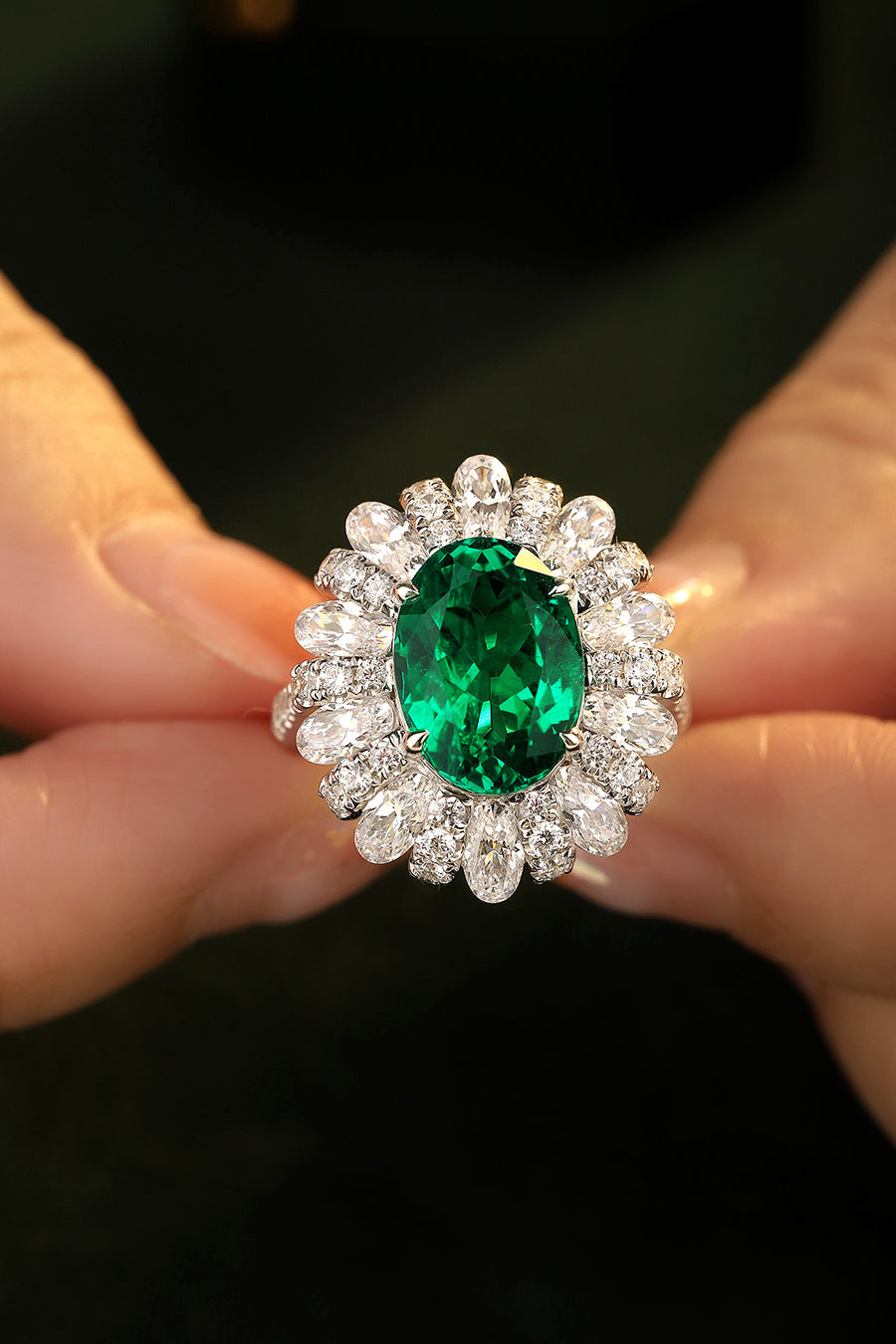 Laboratory grown emerald ring,main stone 4.115CT,9K gold ring setting