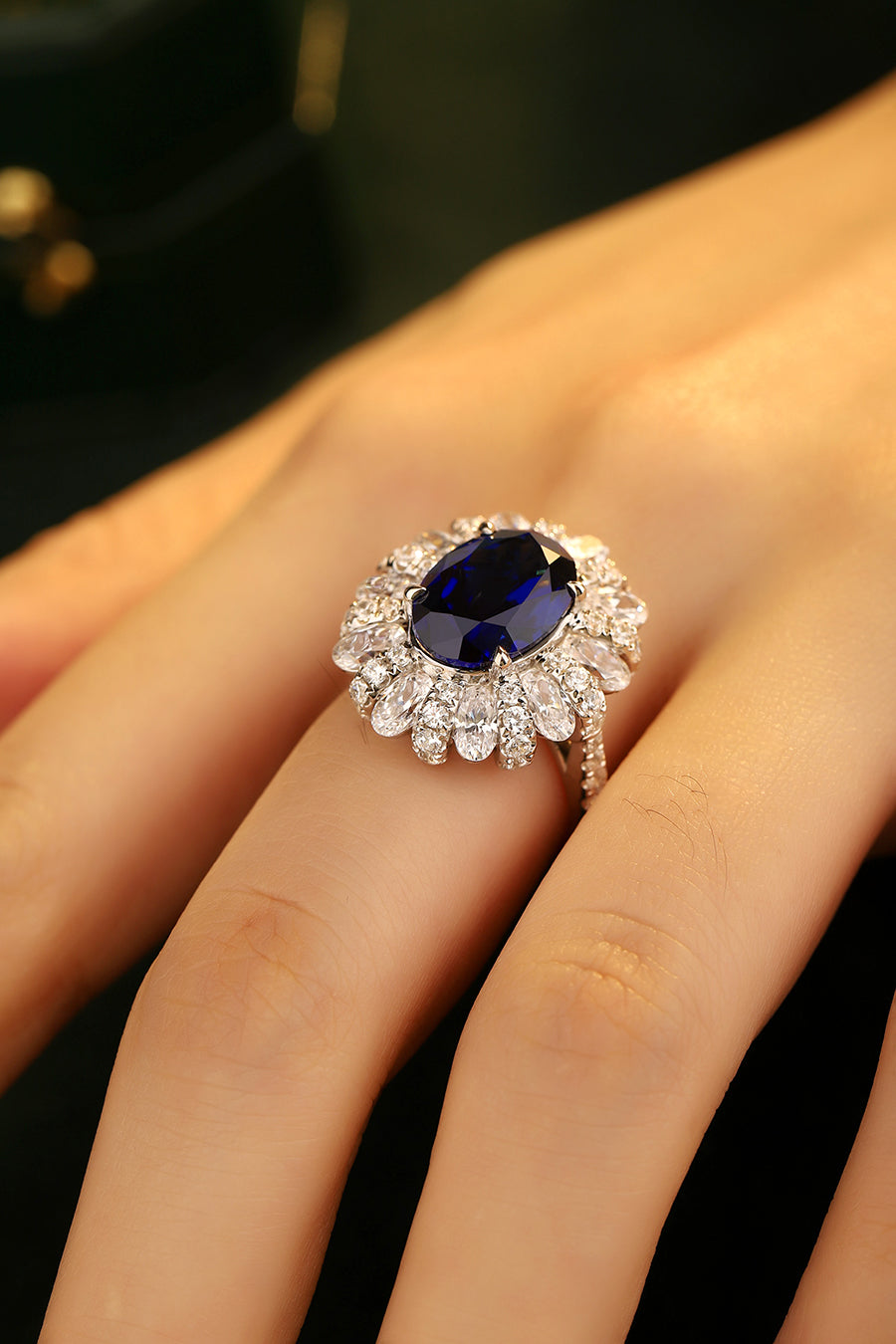 Laboratory grown sapphire ring,main stone 6.21CT,9K gold ring setting