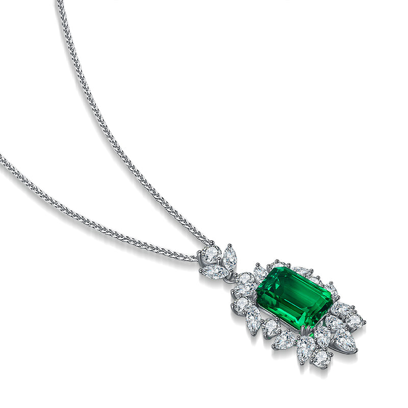 Laboratory grown emerald necklace,main stone 5.02CT,9K gold necklace setting