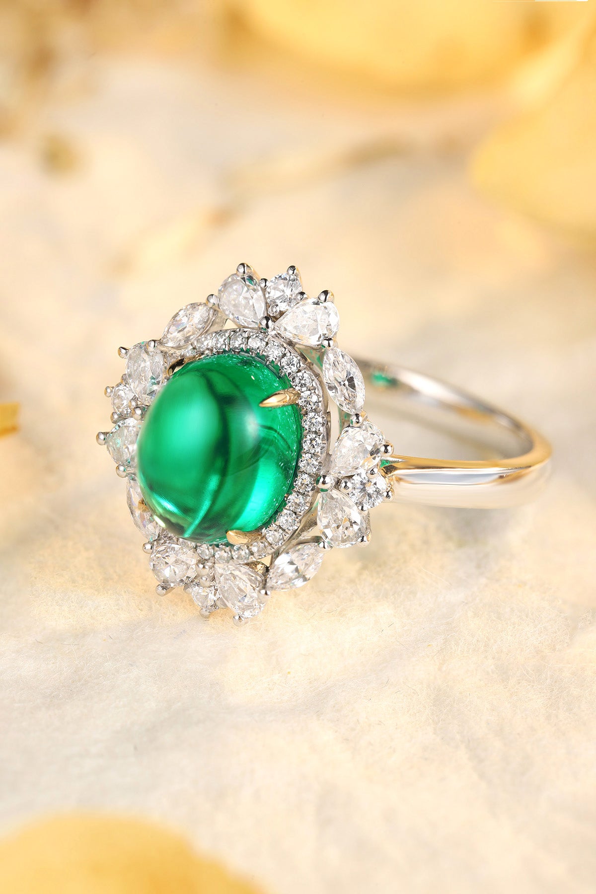 Laboratory grown emerald ring,main stone 4.17CT,9K gold ring setting