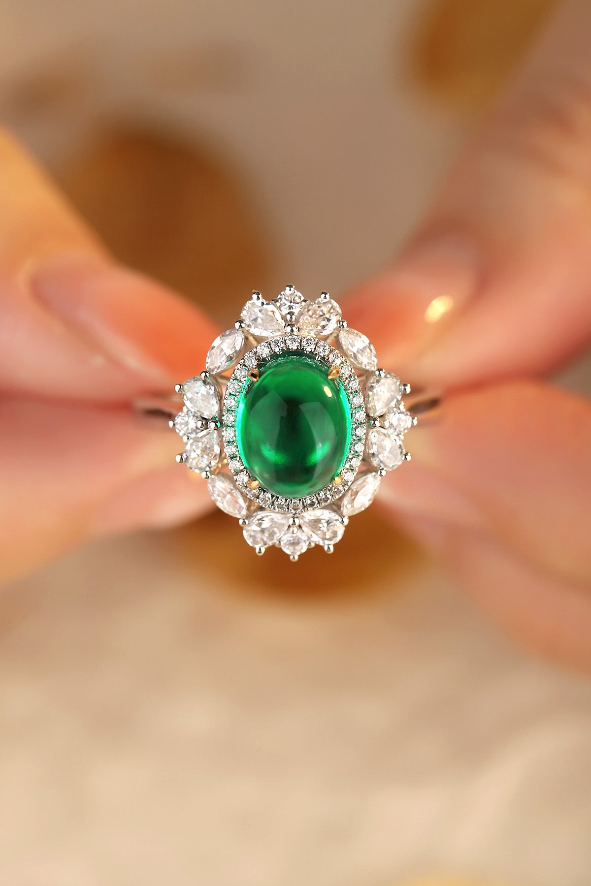 Laboratory grown emerald ring,main stone 4.17CT,9K gold ring setting