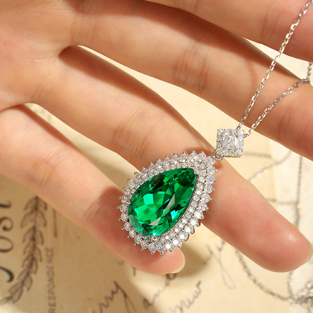 Laboratory grown emerald necklace,main stone 11.07CT,9K gold necklace setting