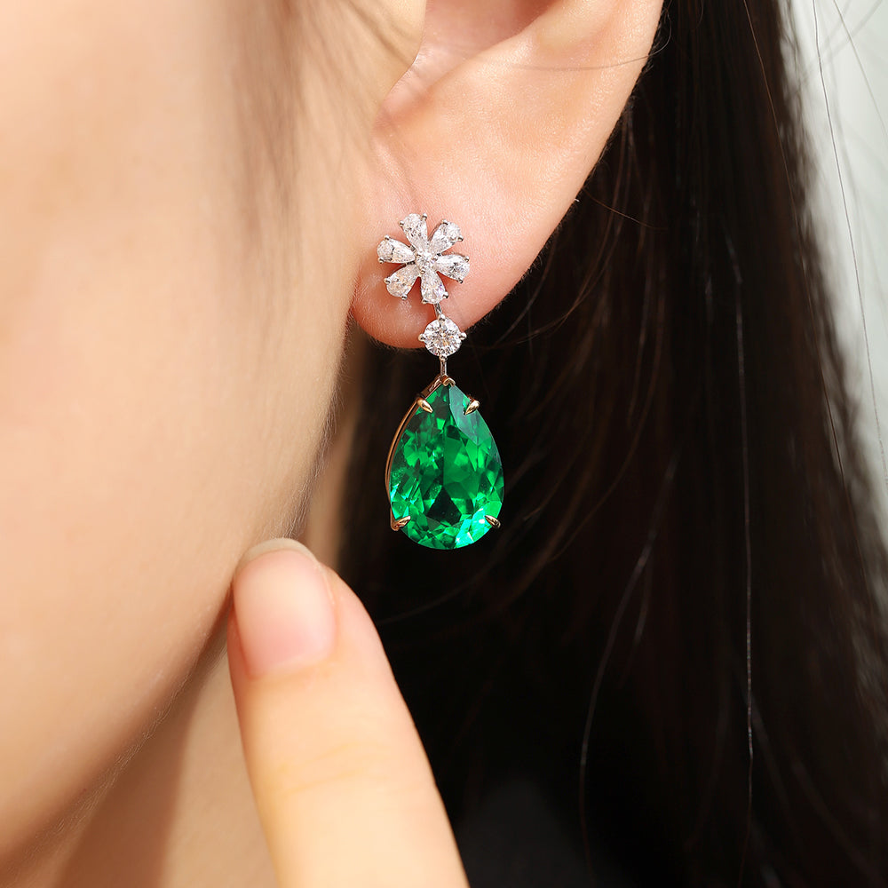 Laboratory grown emerald ear stud,main stone 10.98CT,9K gold necklace setting