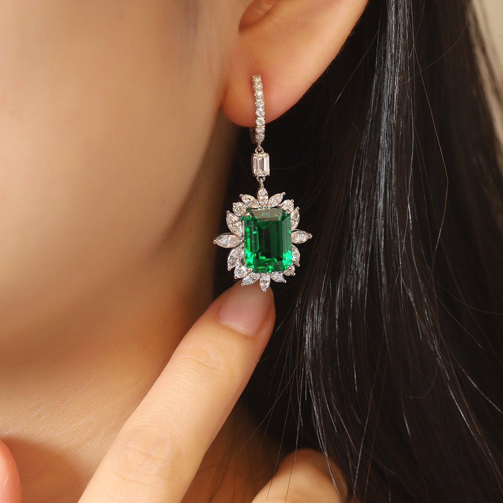 Laboratory grown emerald ear stud,main stone 10.06CT,9K gold necklace setting