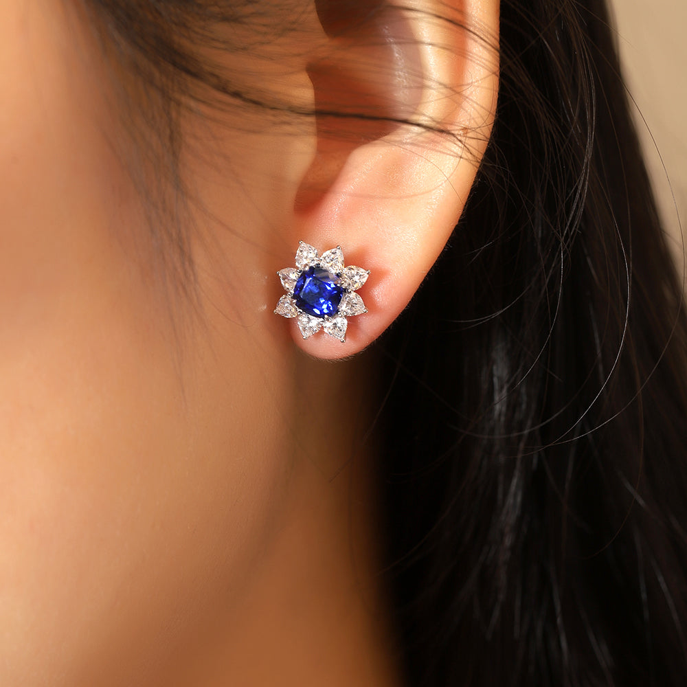 Laboratory grown sapphire ear stud,main stone 2.58CT,9K gold ring setting